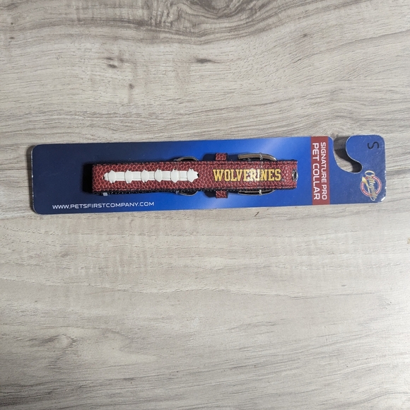 Pets First dog collar NCAA Michigan Wolverines Football small adjustable - Picture 2 of 4